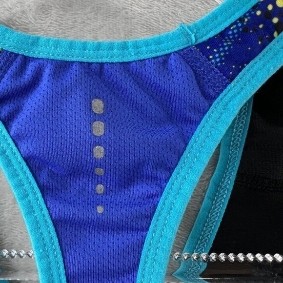 North Face Top Womens Small Vapor Wick‎ Racerback Blue Top Built In Shelf Bra - Picture 7 of 12